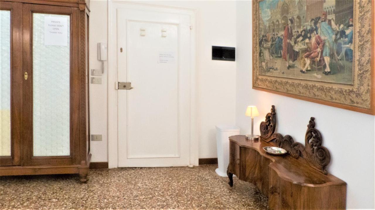 Venezianamente Apartments - Venice City Centre Экстерьер фото