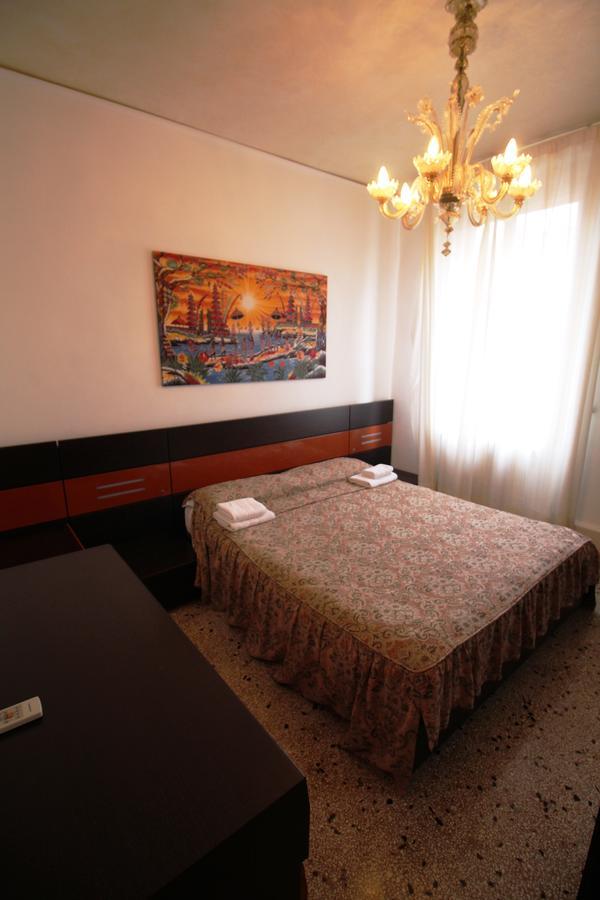 Venezianamente Apartments - Venice City Centre Экстерьер фото